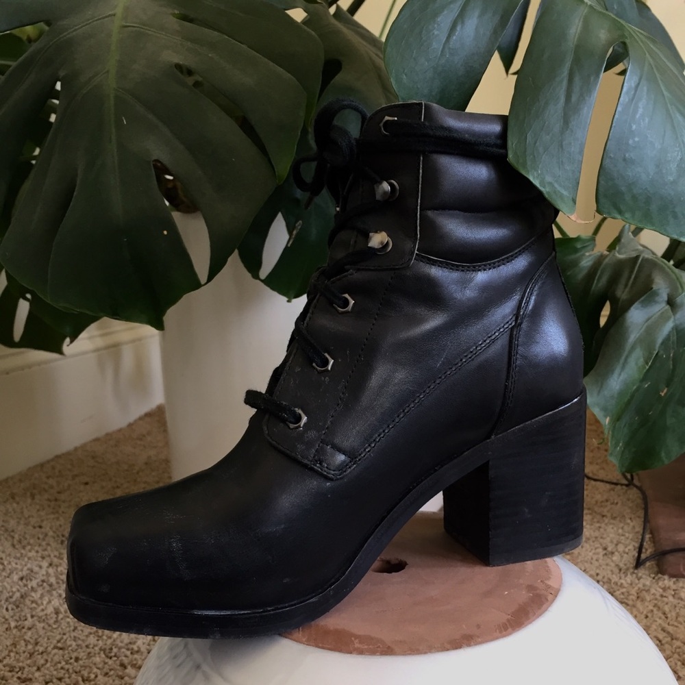 Intentionally Blank Linda leather boots